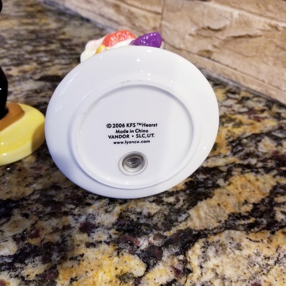 ♥️NWOT♥️ BLONDIE SALT & PEPPER SET - Picture 14 of 14